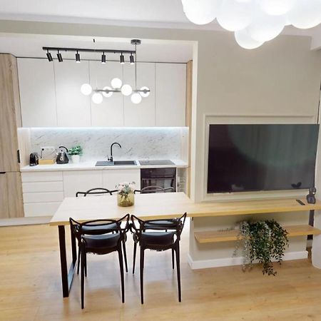Cozy Apartment Vrt Сибиу Екстериор снимка